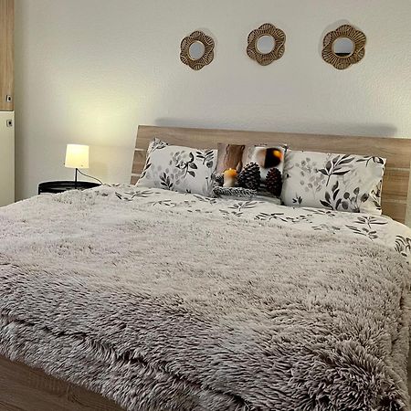 Marienhaus Apartment - Zentral, Parken, Netflix, Kontaktloses Einchecken Вупперталь Экстерьер фото